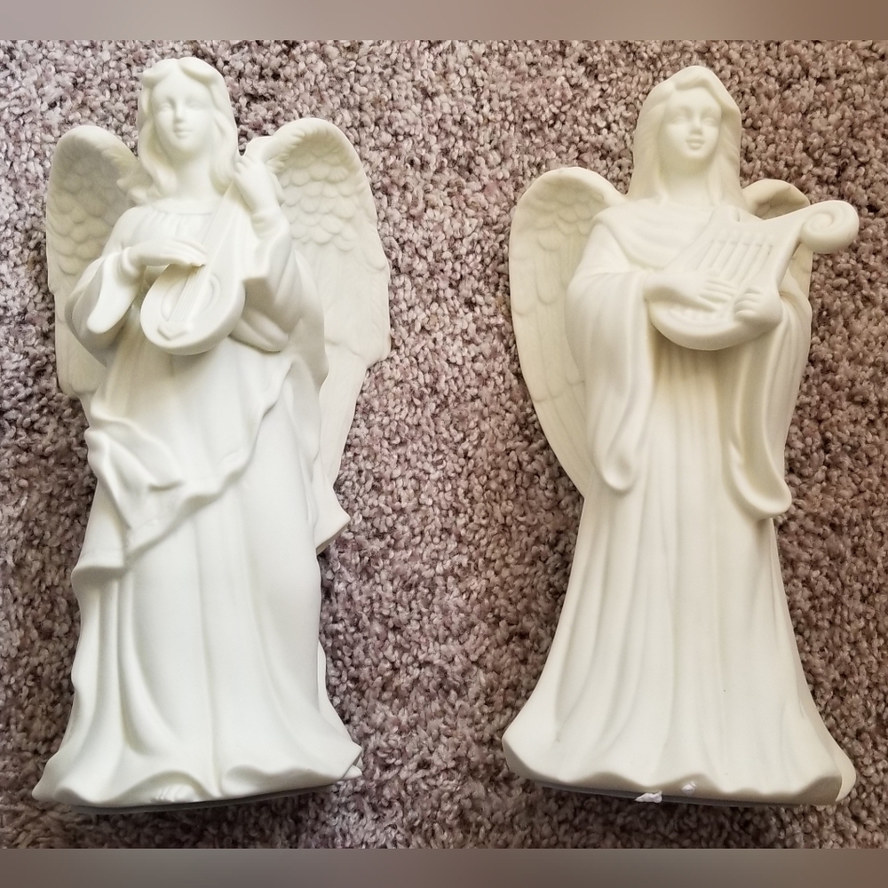 PartyLite Cream Angelic Figurines with Flowing Robes